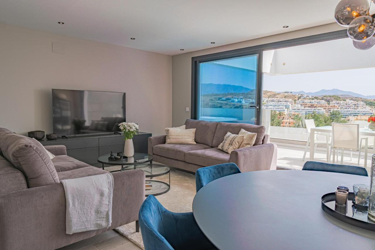 Magnificent Frontline Golf Penthouse In Navigolf La Cala De Mijas Daire Dış mekan fotoğraf