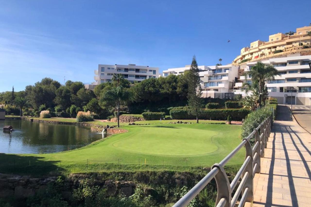 Magnificent Frontline Golf Penthouse In Navigolf La Cala De Mijas Daire Dış mekan fotoğraf
